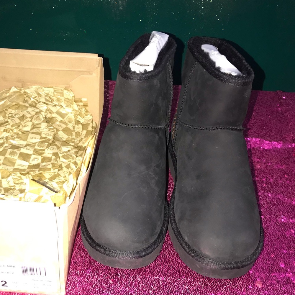 Men’s UGG Classic Mini Deco. Brand new with Box. - Picture 4 of 4